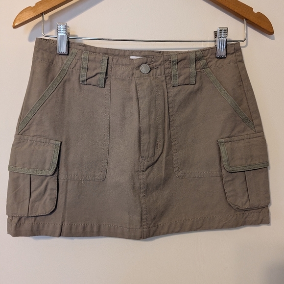 Skirt - Picture 1 of 3